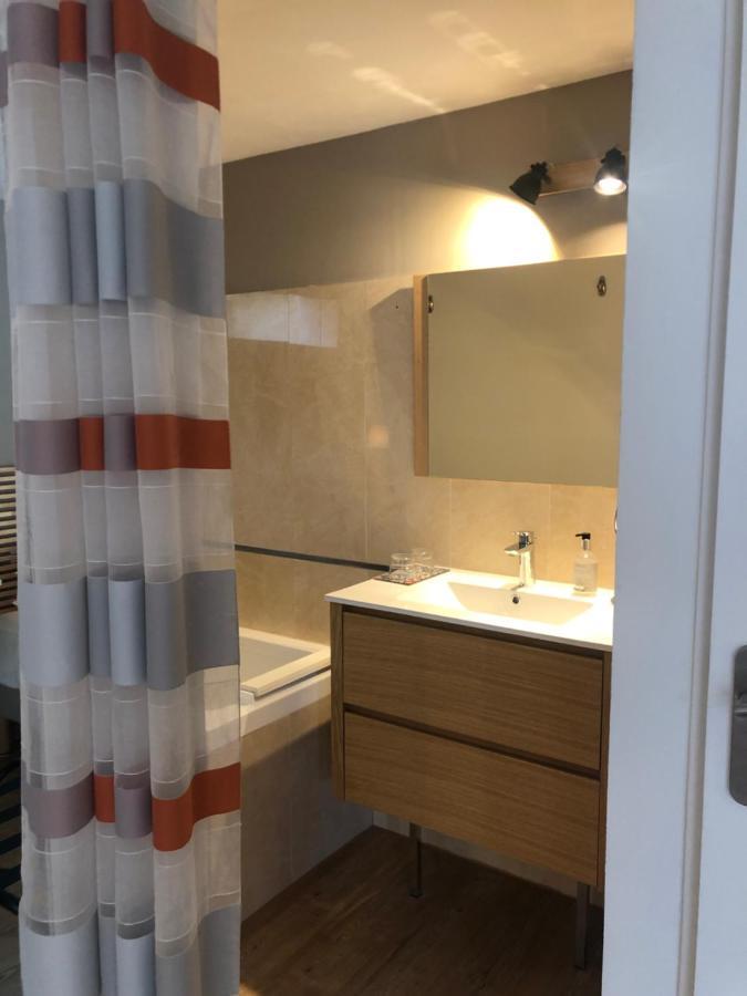 Couette Et Cafe Hotel มงต์เปอลิเยร์ ภายนอก รูปภาพ